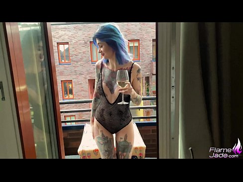 ❤️ Obrovské dievča fajčí s hltom a vášnivo šuká pod holým nebom Porno na nás sk.pinkporno.ru ️❤